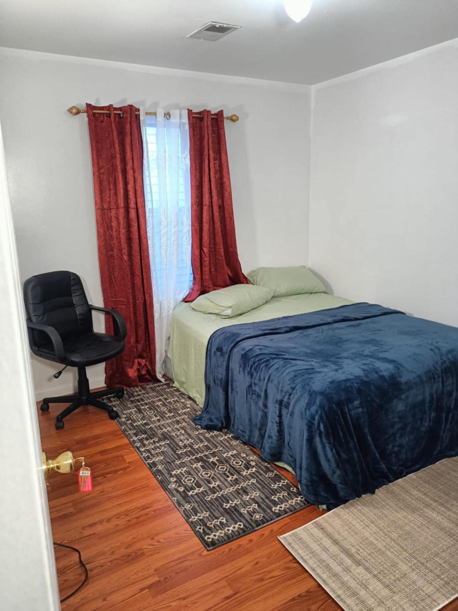 Fada Guest House - 38 Yates Ave Ньюарк Экстерьер фото